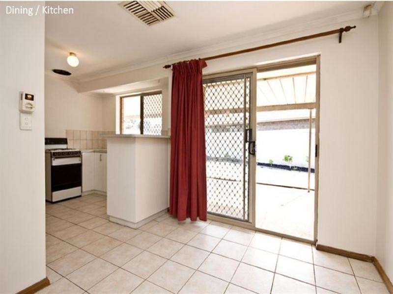 2/1 Wingate Crescent, Parafield Gardens SA 5107
