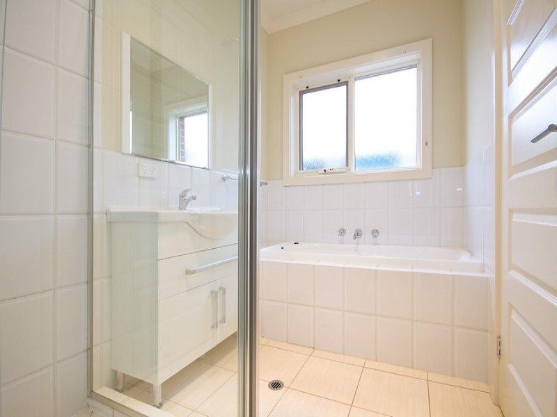 8A Ayr Avenue, Seaton SA 5023