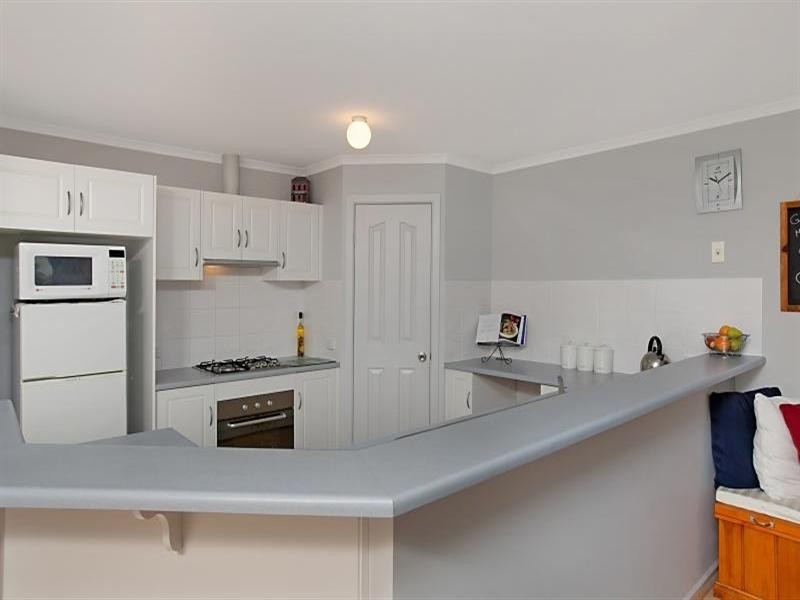 12A Vista Avenue, Valley View SA 5093