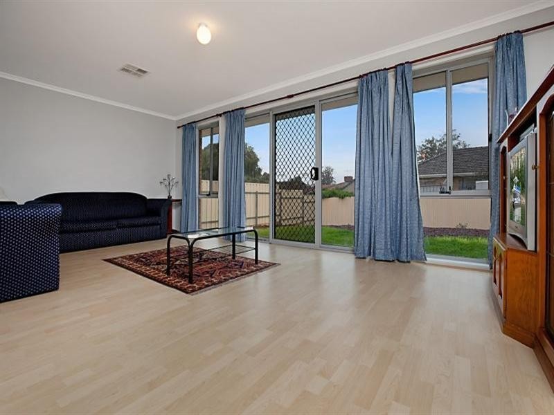 12A Vista Avenue, Valley View SA 5093