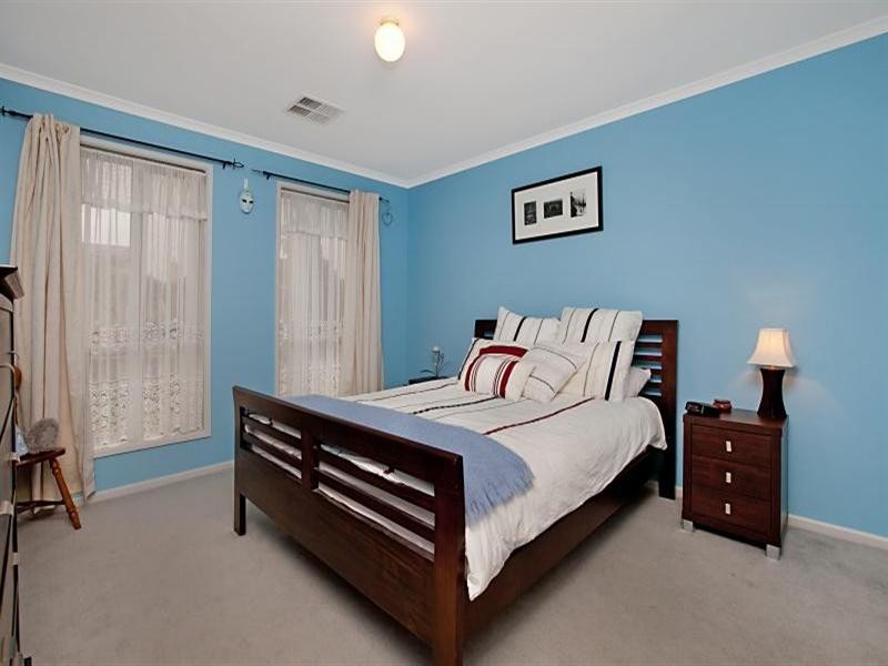 12A Vista Avenue, Valley View SA 5093