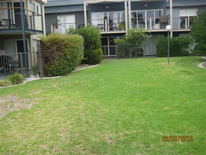 16/74 Military Road, Tennyson SA 5022