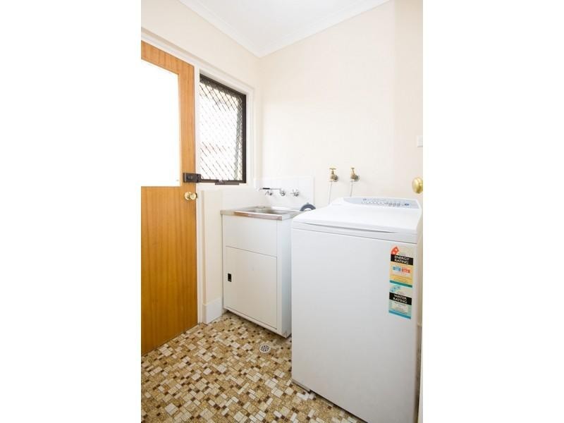 2/4 Daisy Avenue, Mitchell Park SA 5043