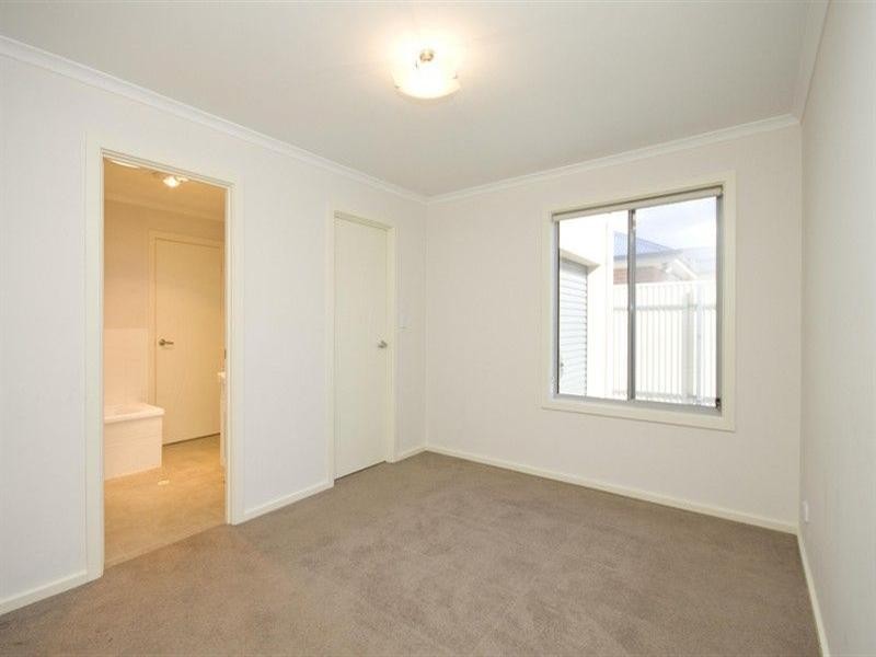 42A Nilpena Avenue, Park Holme SA 5043