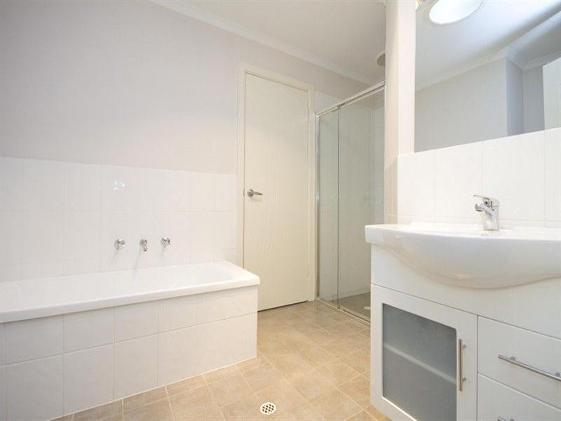 42A Nilpena Avenue, Park Holme SA 5043