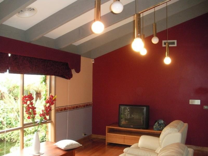 30 Darlington Grove, Sydenham VIC 3037