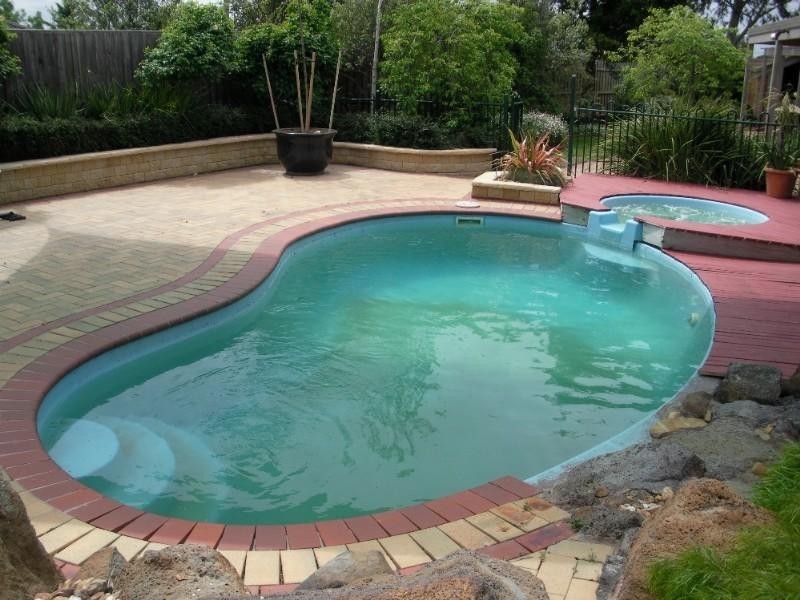 30 Darlington Grove, Sydenham VIC 3037