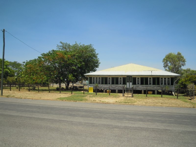 48-50 Crawford Street, Richmond QLD 4822