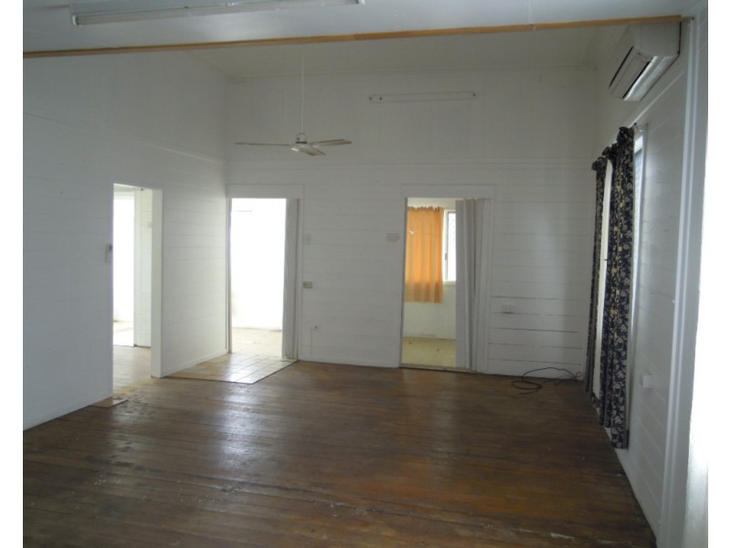 27 Goldring, Richmond QLD 4822