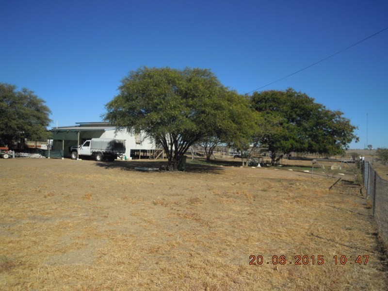10-12 Queen Street, Hughenden QLD 4821