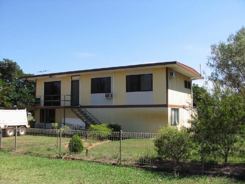 3 HAMMOND, Hughenden QLD 4821