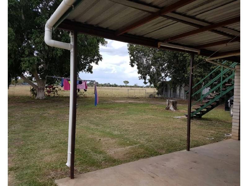 37 Little Avenue, Hughenden QLD 4821