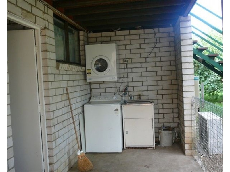 37 Little Avenue, Hughenden QLD 4821