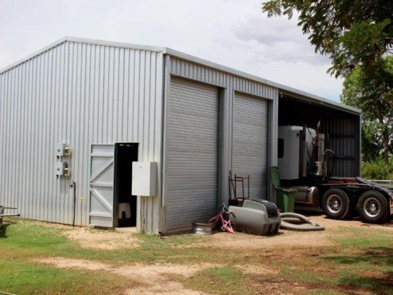 49-51 Little Avenue, Hughenden QLD 4821