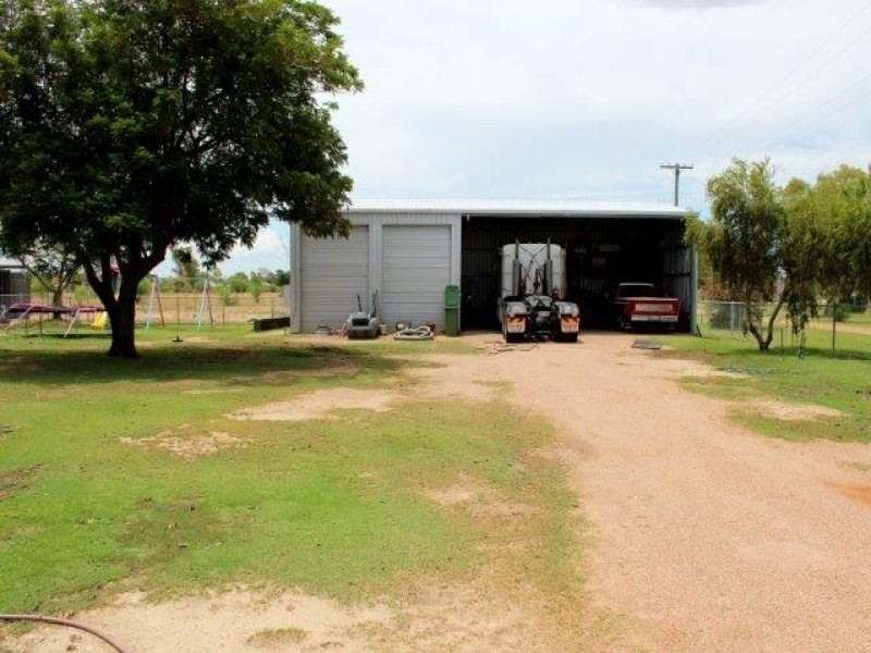 49-51 Little Avenue, Hughenden QLD 4821