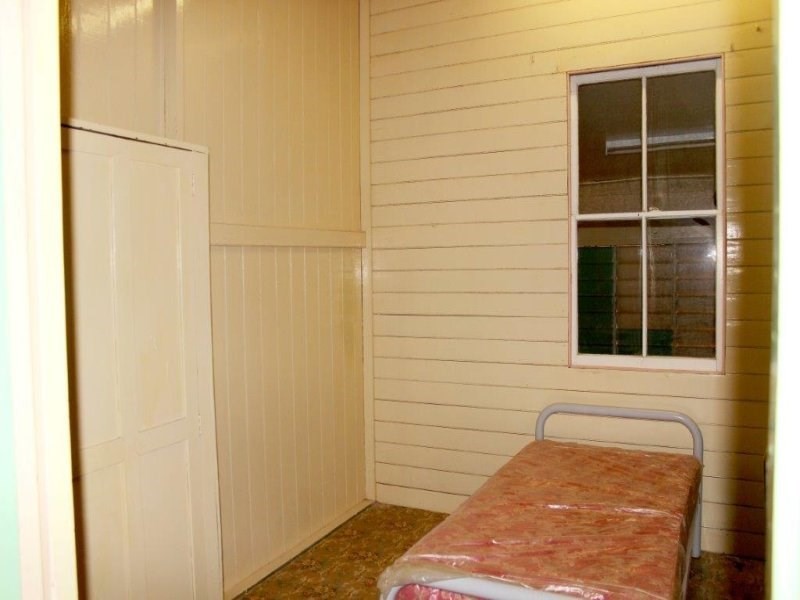 11 McLaren Street, Hughenden QLD 4821