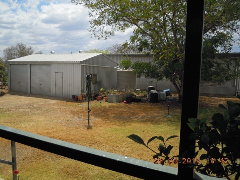 33 Mowbray Street, Hughenden QLD 4821