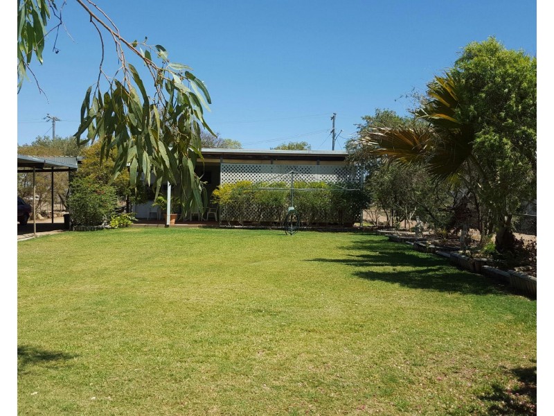 20 Beaconsfield Street, Hughenden QLD 4821