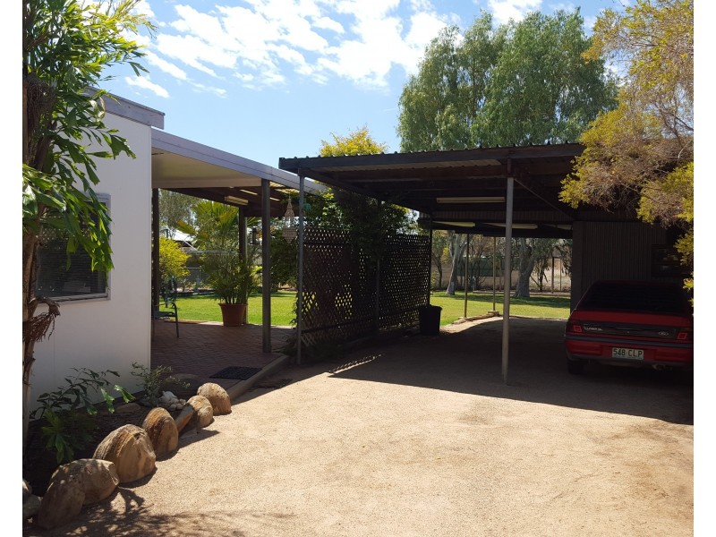 20 Beaconsfield Street, Hughenden QLD 4821