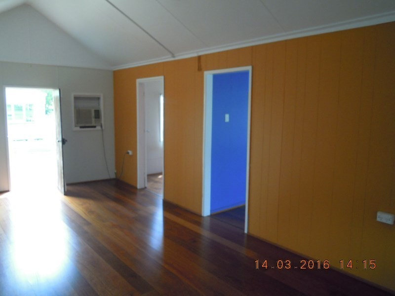 66 Stansfield Street, Hughenden QLD 4821