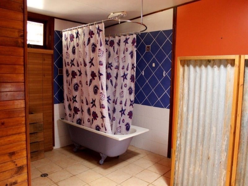 4 Bond Lane, Hughenden QLD 4821