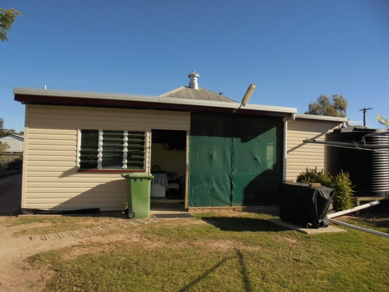 45 Stansfield Street, Hughenden QLD 4821