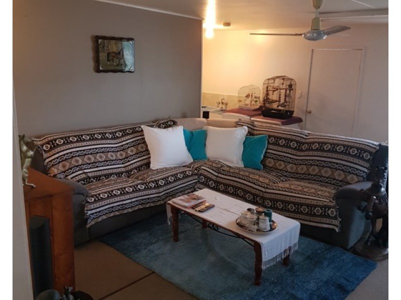 4 Winton Road, Hughenden QLD 4821