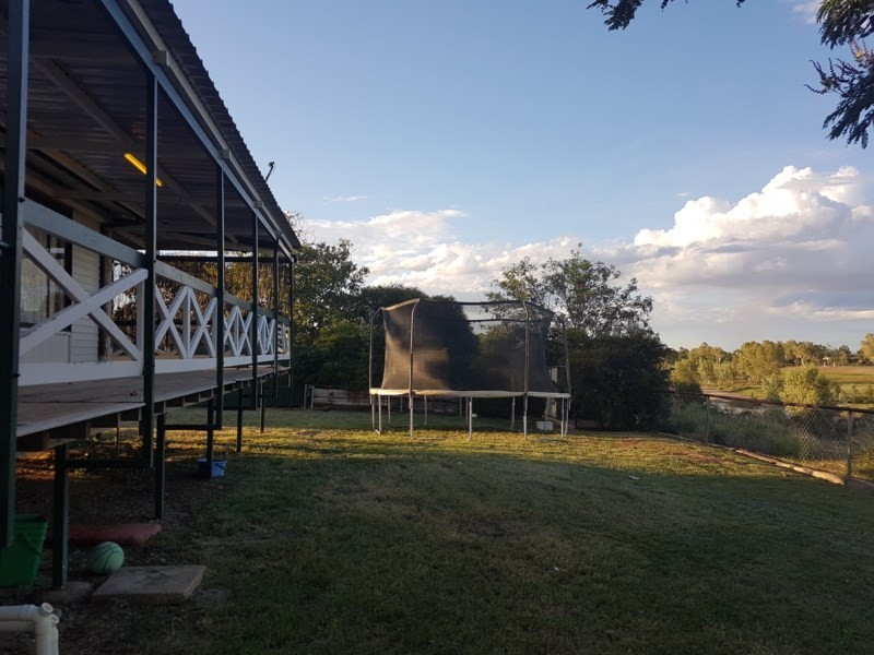 1 Uhr Street, Hughenden QLD 4821