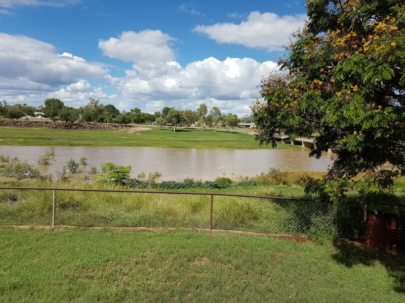 1 Uhr Street, Hughenden QLD 4821