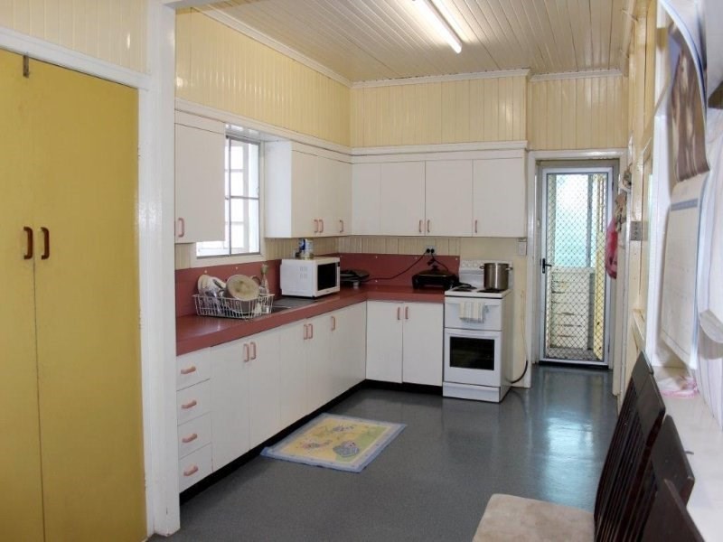 48 Stansfield Street, Hughenden QLD 4821