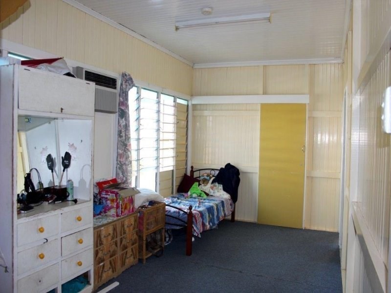 48 Stansfield Street, Hughenden QLD 4821