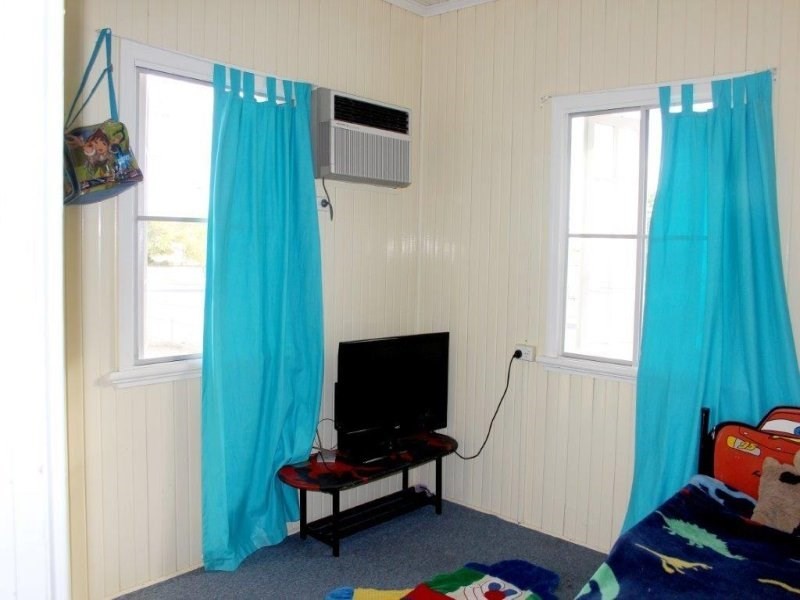 48 Stansfield Street, Hughenden QLD 4821