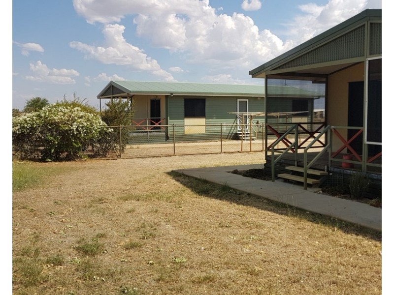 Unit 1/2 101 Crawford Street, Richmond QLD 4822