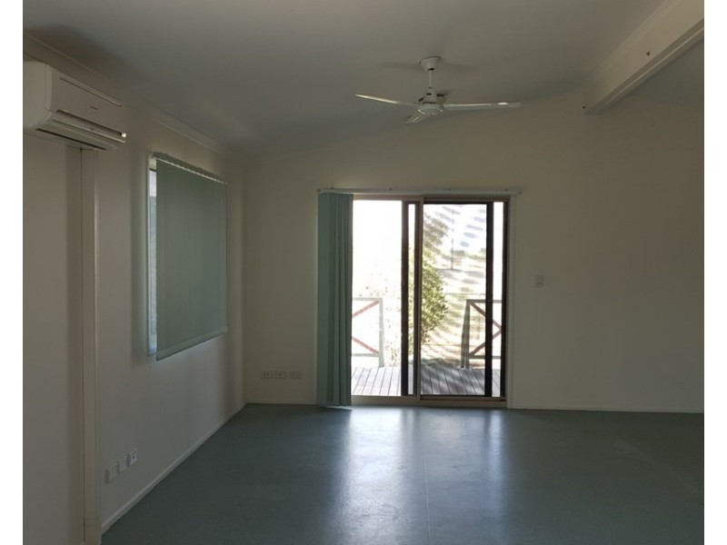 Unit 1/2 101 Crawford Street, Richmond QLD 4822