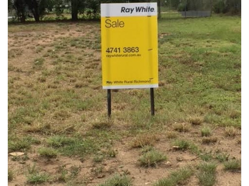 35 Crawford Street, Richmond QLD 4822