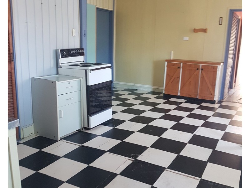 52 Brodie Street, Hughenden QLD 4821