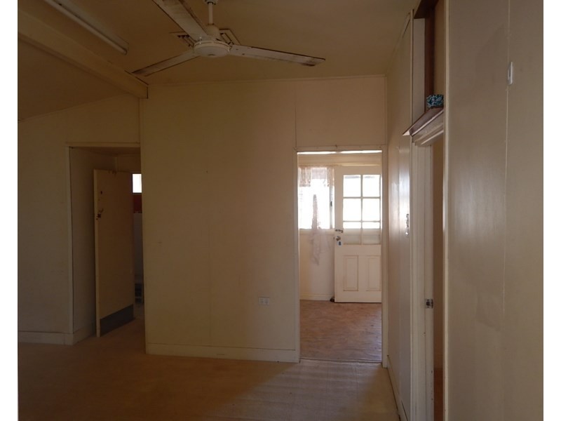 38 Brodie Street, Hughenden QLD 4821