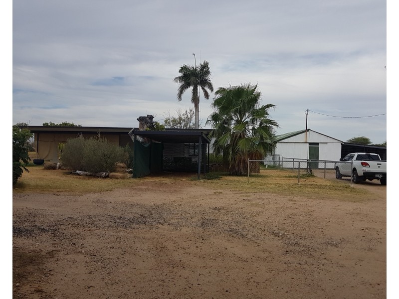 36 Dalrymple Road, Hughenden QLD 4821