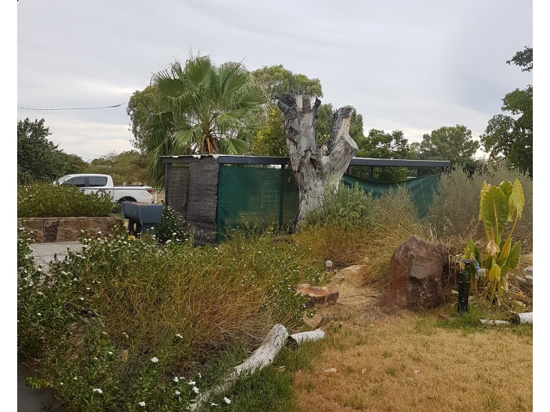 36 Dalrymple Road, Hughenden QLD 4821