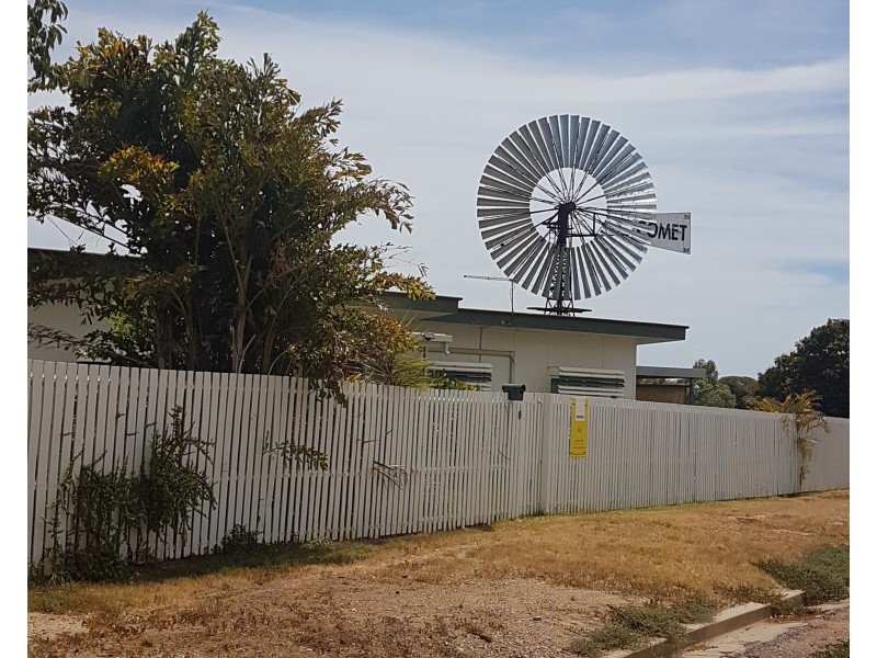 1 Hardwicke Street, Hughenden QLD 4821