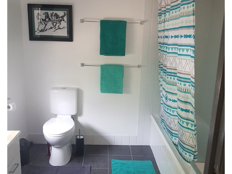 27-29 Beaconsfield Street, Hughenden QLD 4821