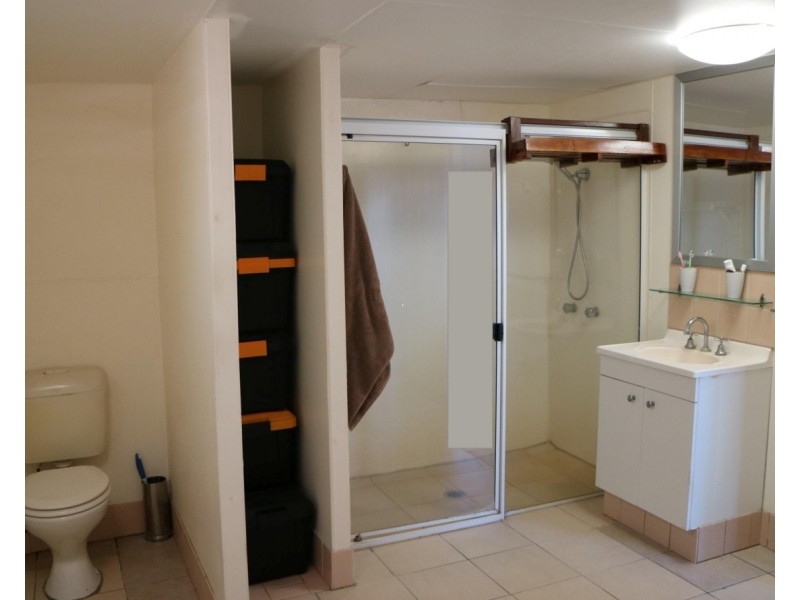 13 Resolution Street, Hughenden QLD 4821