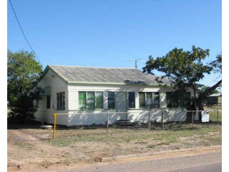 68 Stansfield Street, Hughenden QLD 4821