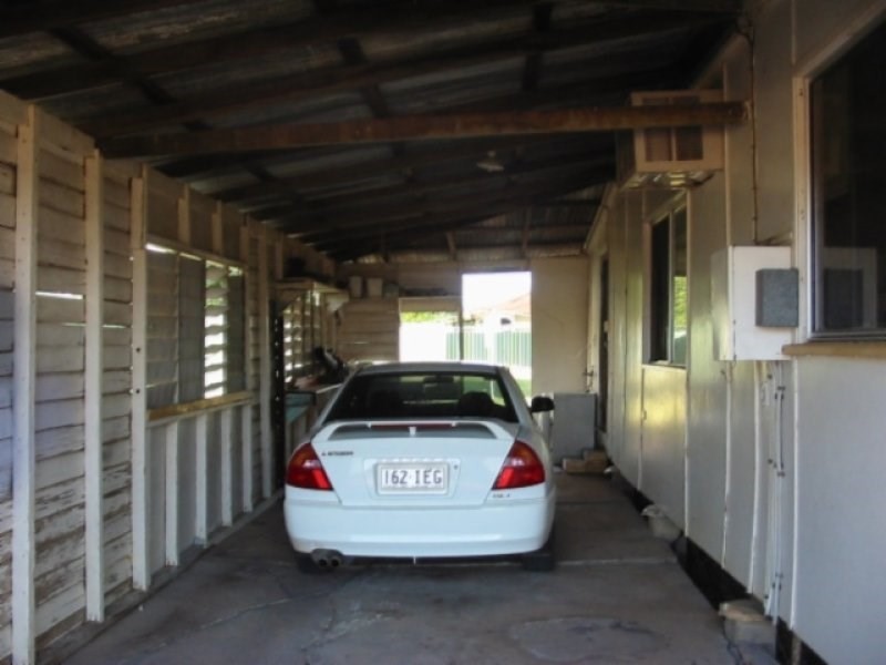 44 Brodie Street, Hughenden QLD 4821