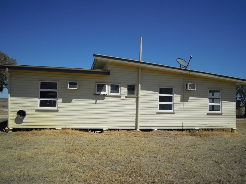 210 Flinders Highway, Richmond QLD 4822