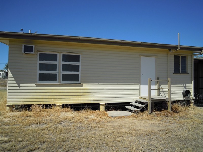 210 Flinders Highway, Richmond QLD 4822