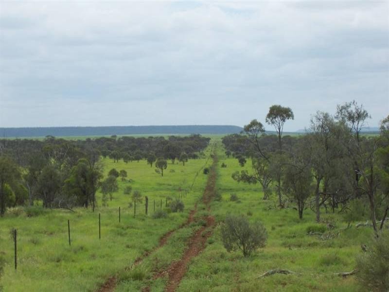 1 Bogglywalla, Hughenden QLD 4821