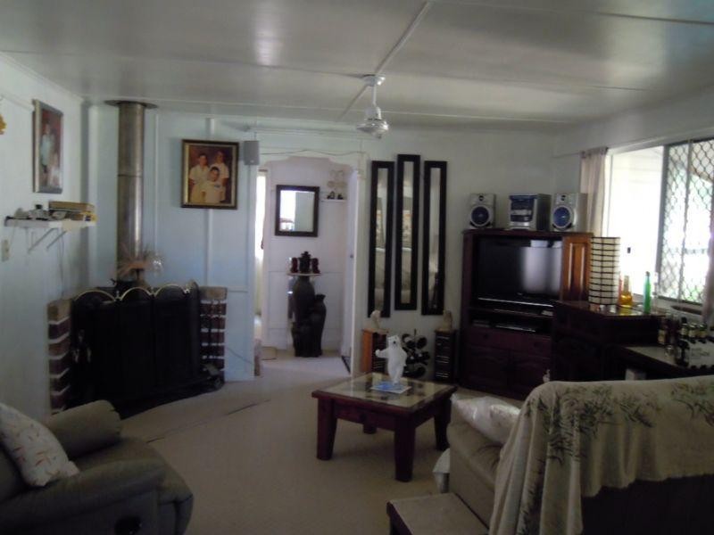 19 Middleton, Richmond QLD 4822