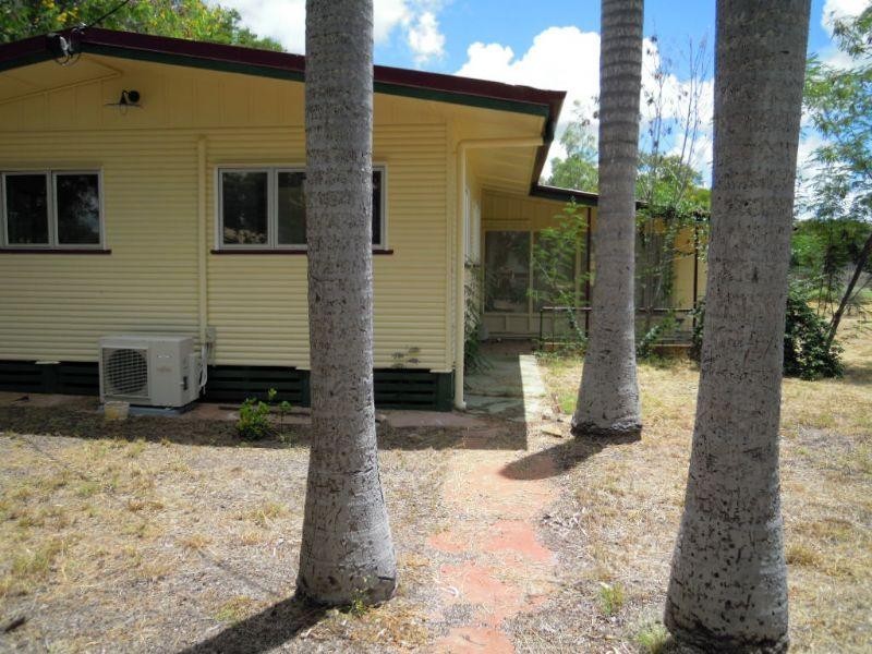 4 Goldring Street, Richmond QLD 4822