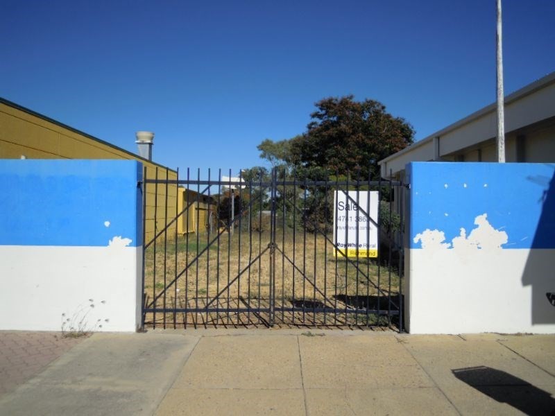 70 Goldring Street, Richmond QLD 4822